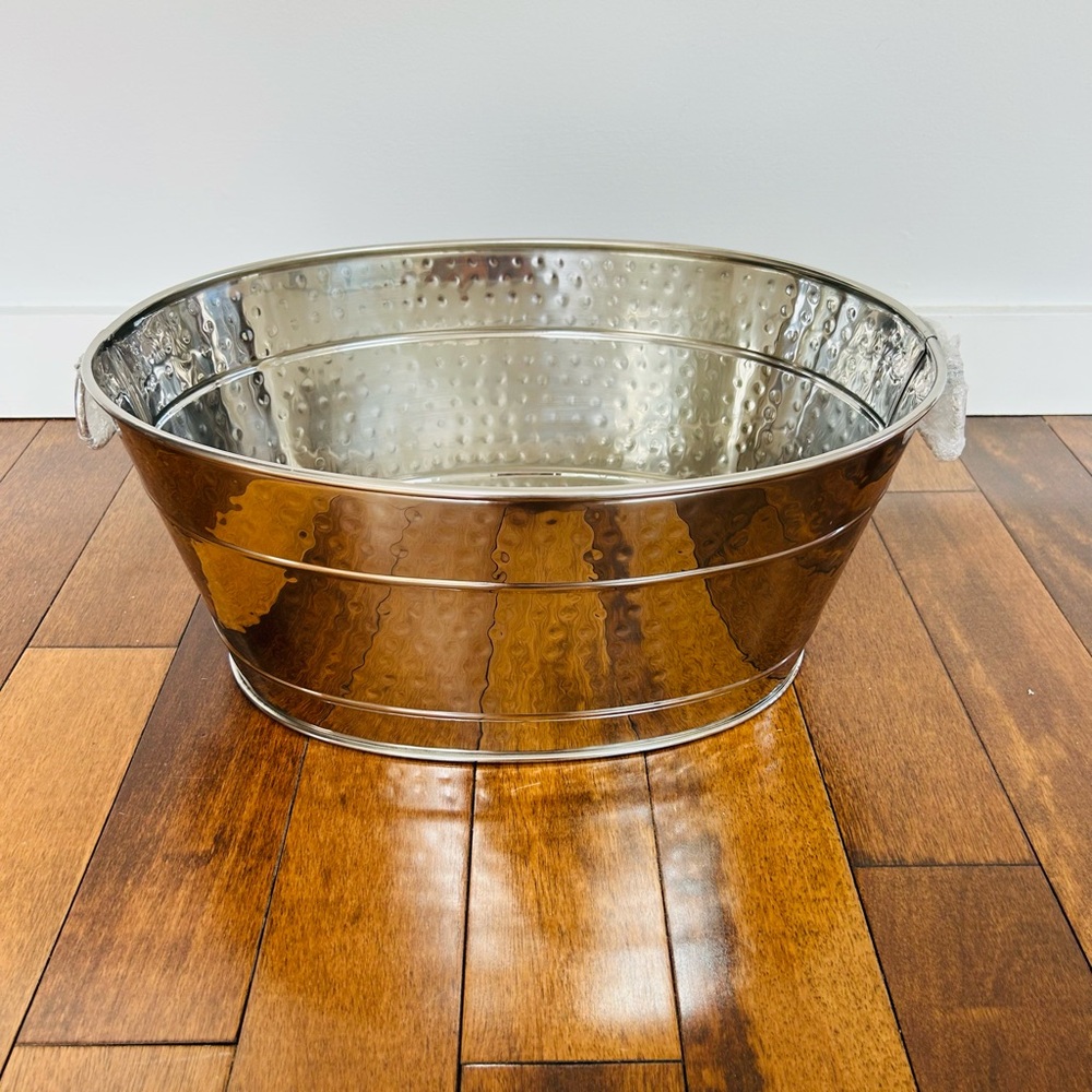 Silver metal drinks bucket with Handles